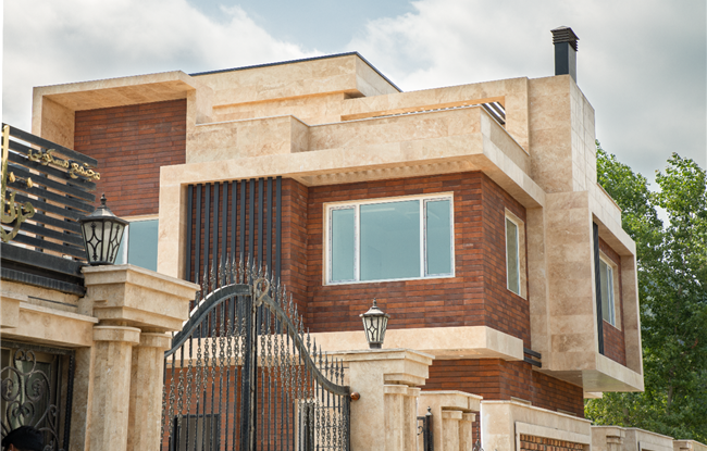 ترکیب آجر نسوز با سنگ در نمای ساختمان 